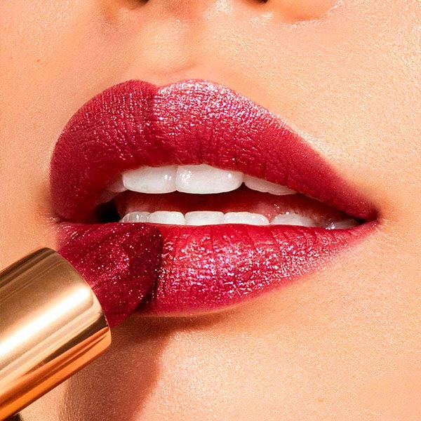 SPARKLELIP